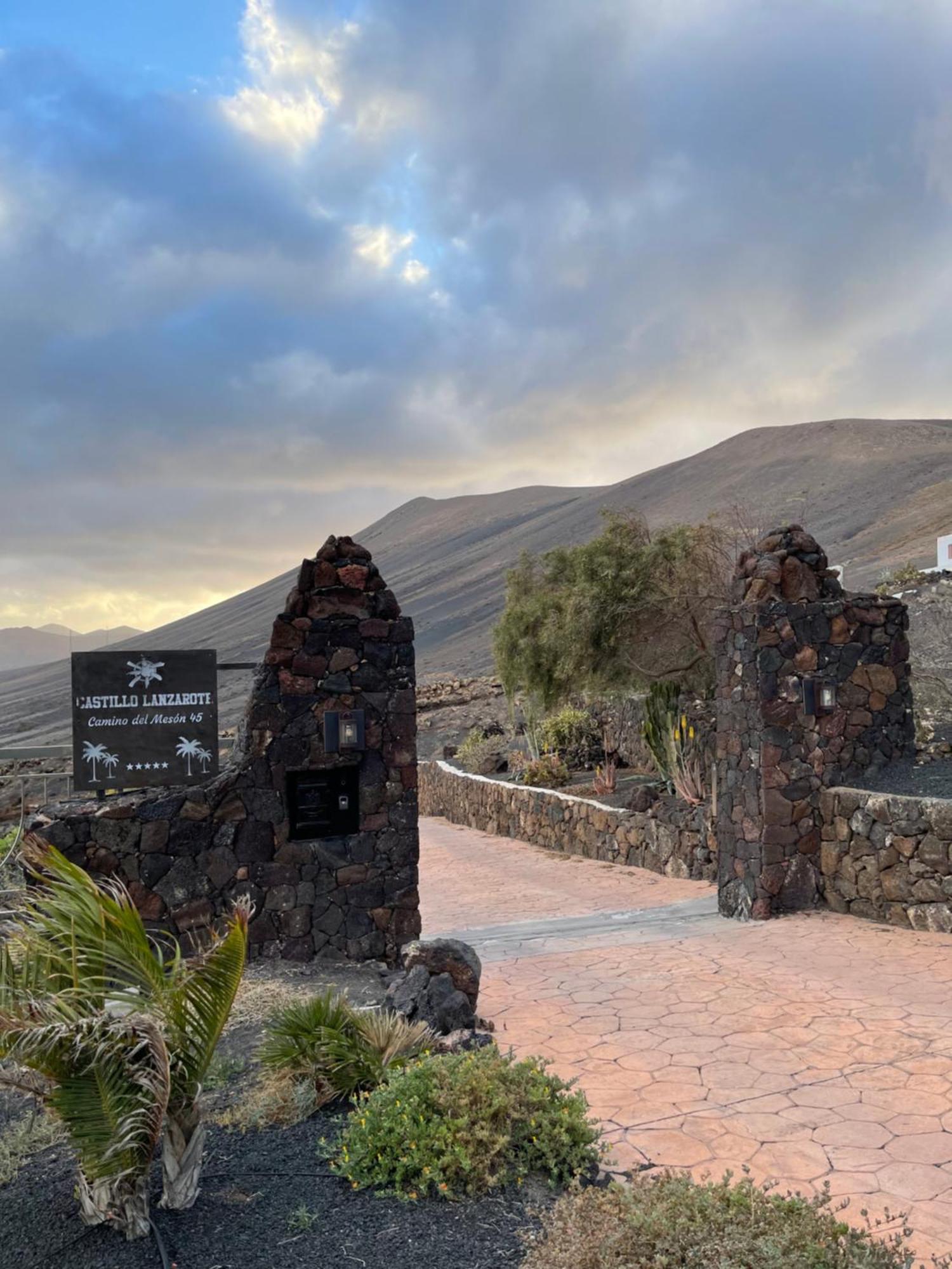 Castillo Lanzarote Villa Winni - Luxury Villa - Pet Friendly With Heated Pool La Asomada  Buitenkant foto